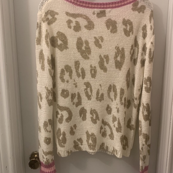 NWOT Kut from the Kloth sweater. The Gracie sweater. Size medium. - Picture 5 of 12